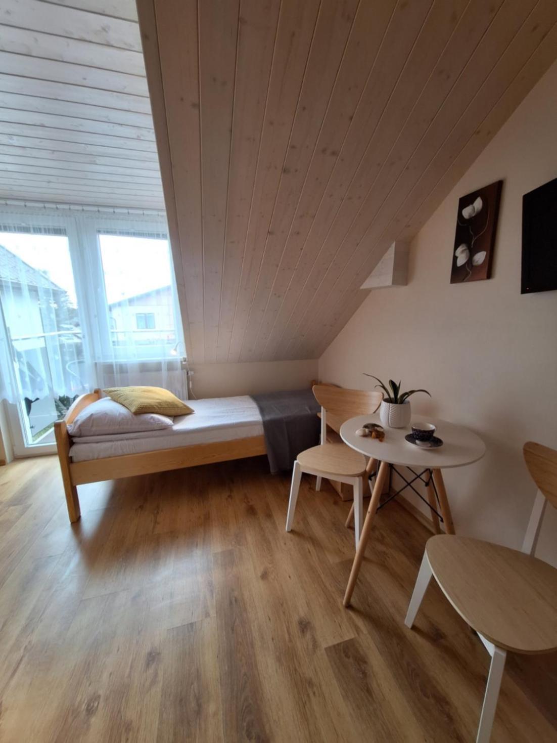 Hotel Helios à Dębki Extérieur photo