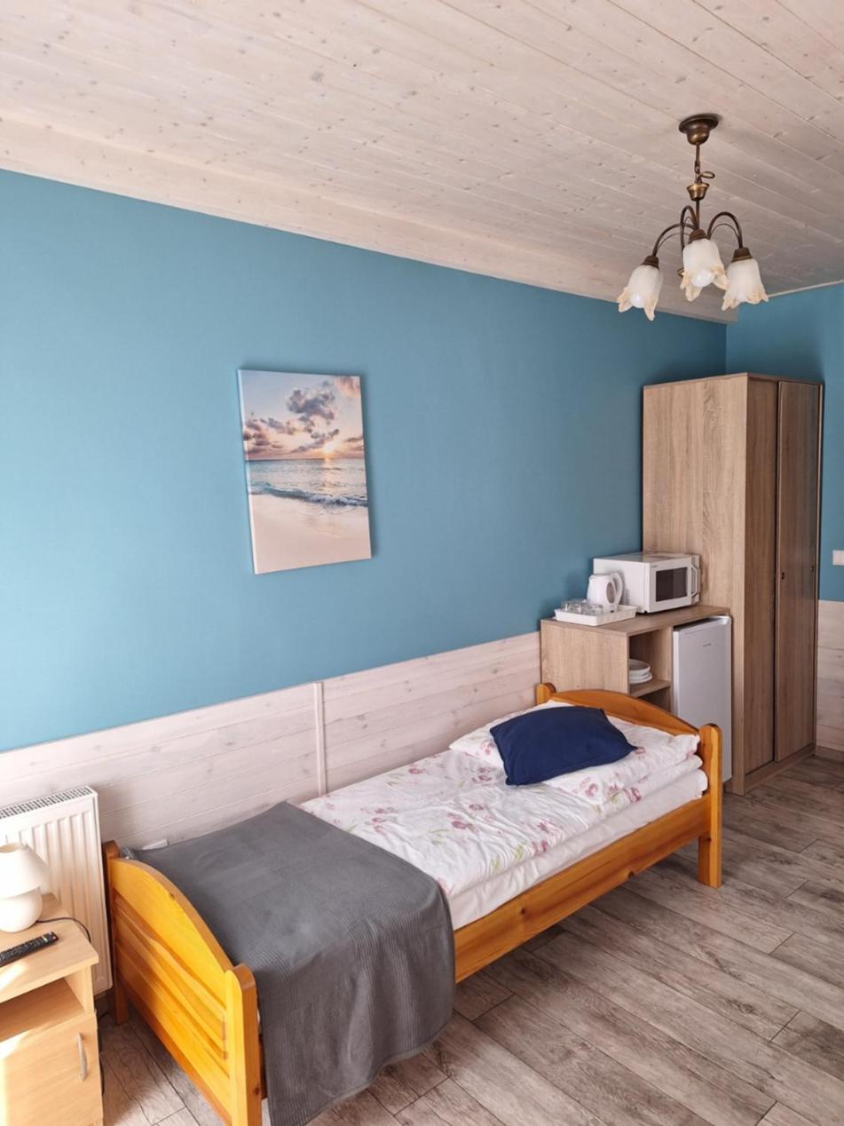 Hotel Helios à Dębki Extérieur photo