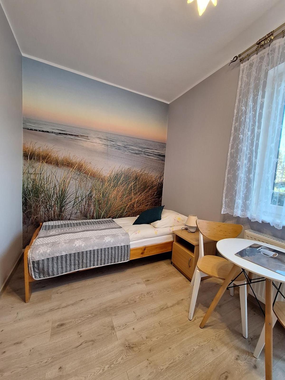 Hotel Helios à Dębki Extérieur photo